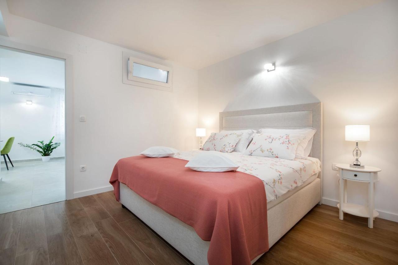 Apartment Amadeo Split Bagian luar foto